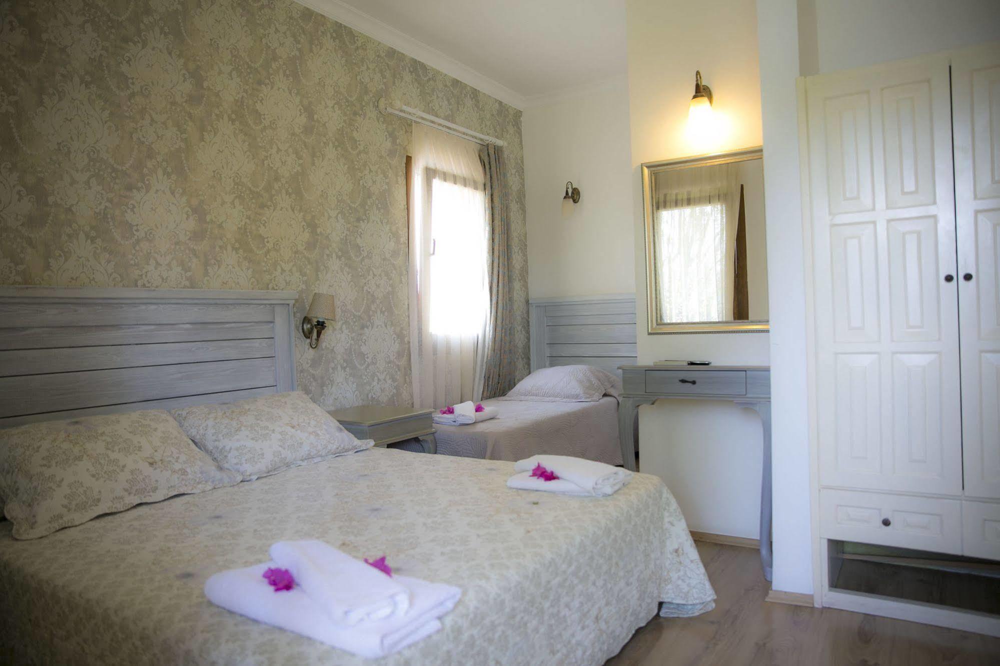 Hotel Karianda Golturkbuku