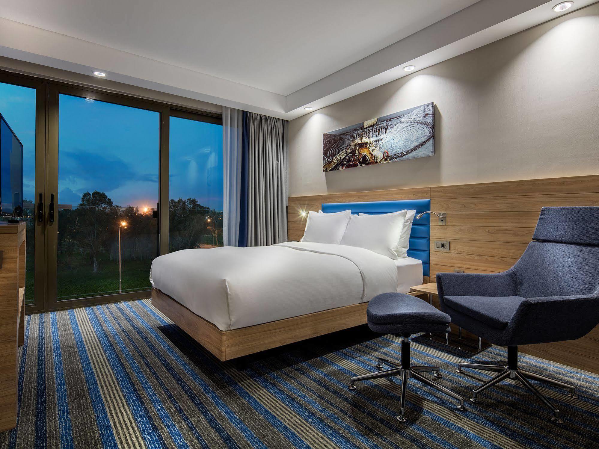 Hampton By Hilton Izmir 4* Aliaga