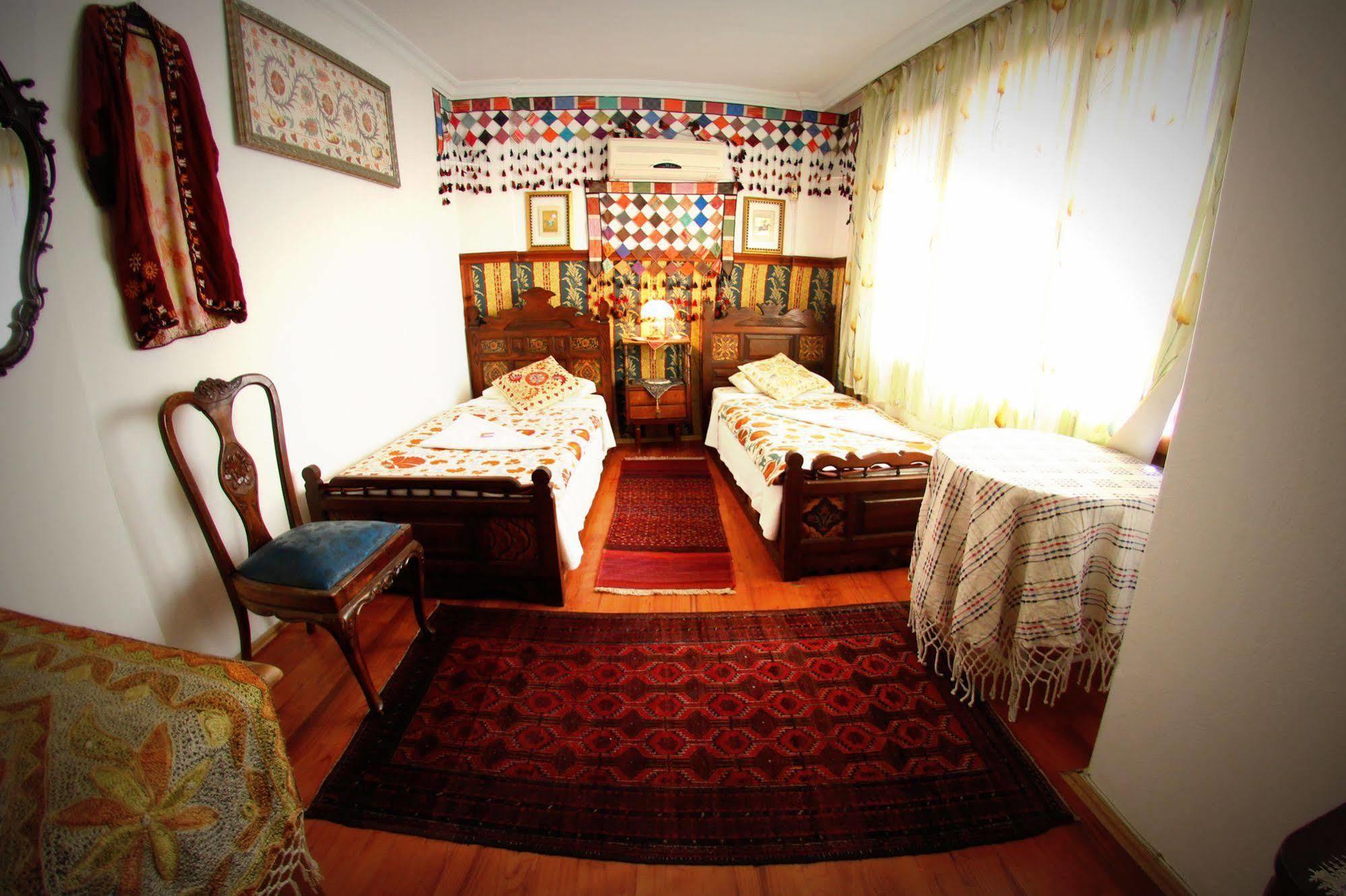 Guest house Homeros & *