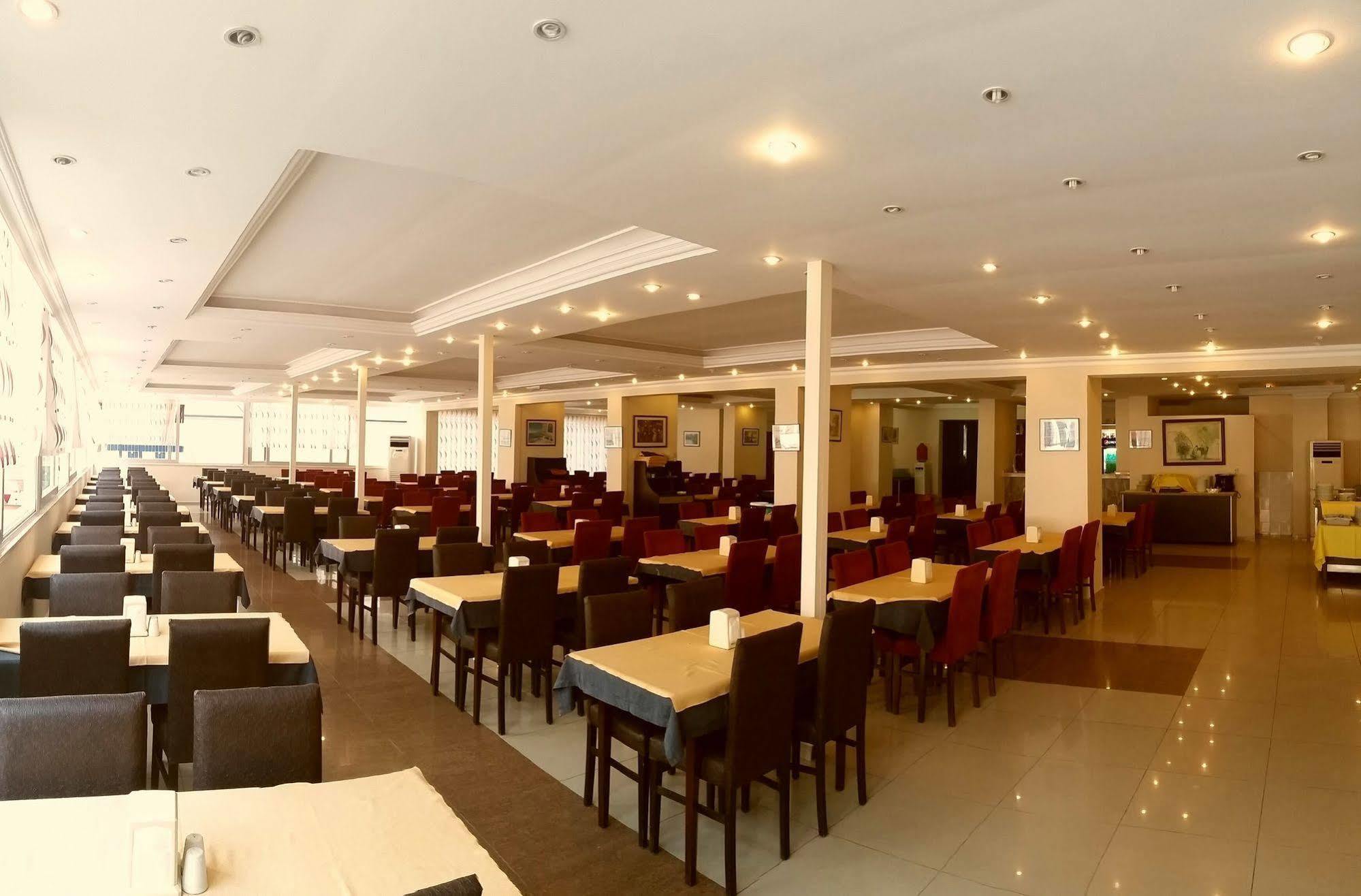 Hotel Club Bayar