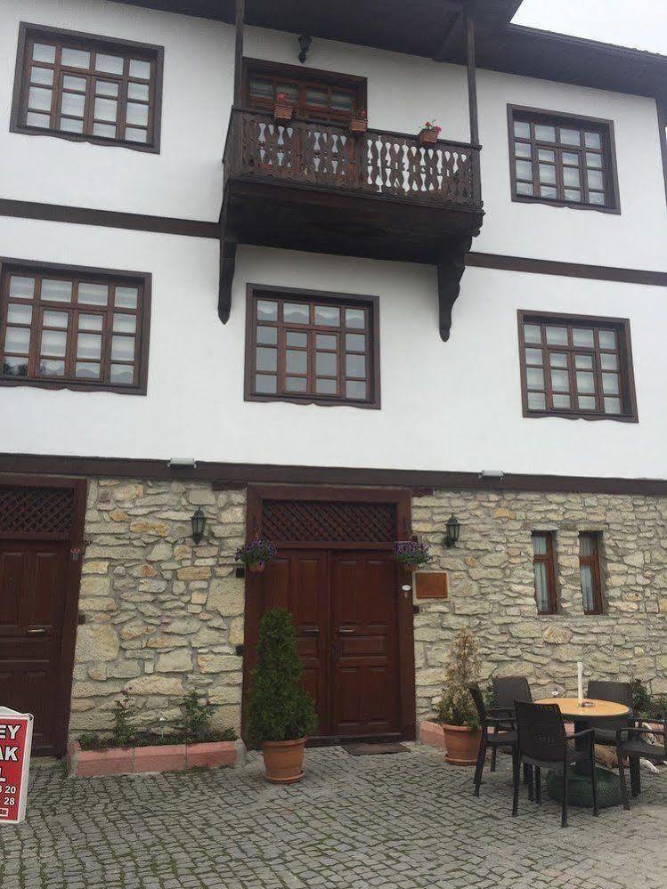 Guney Guest house