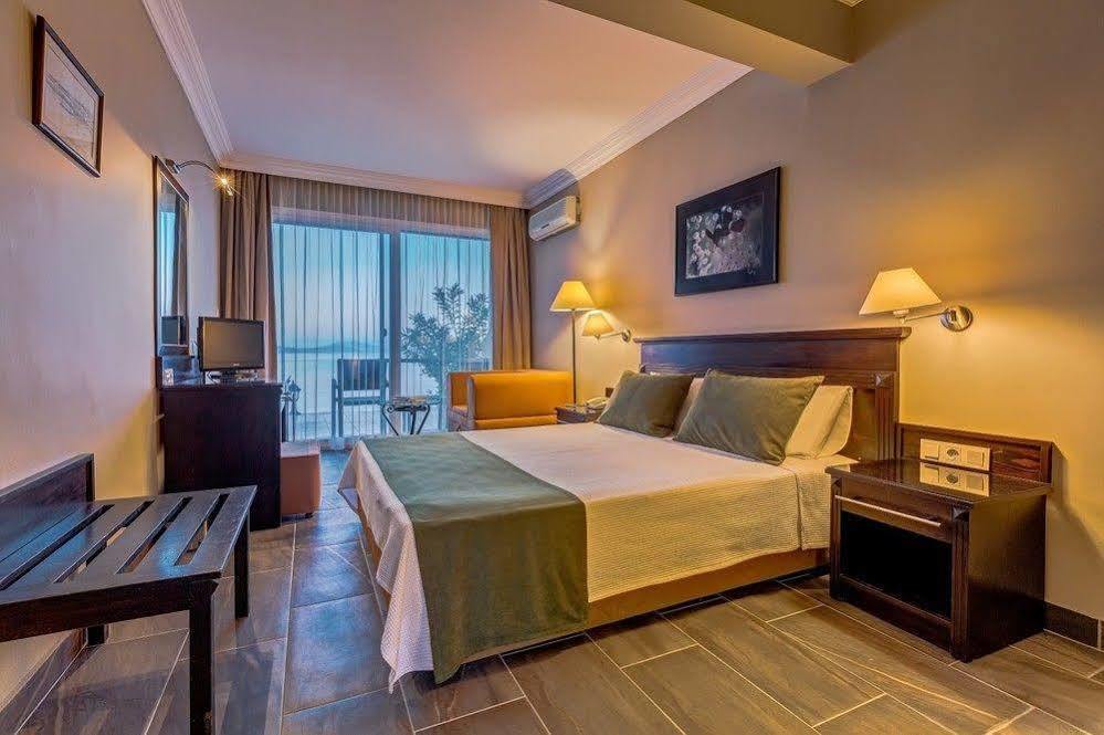 Cunda Hotel 3*