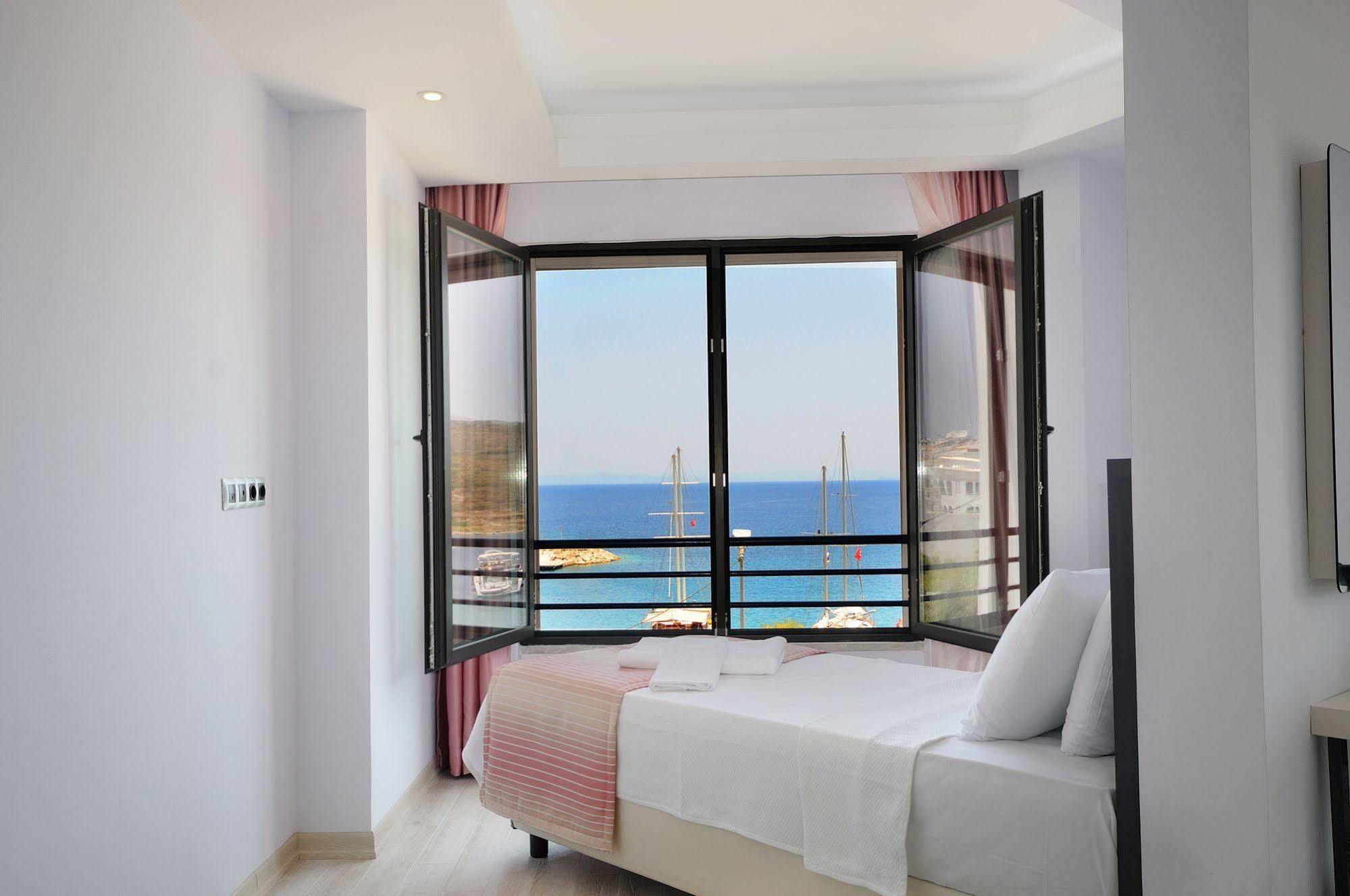 Sapphire Hotel
