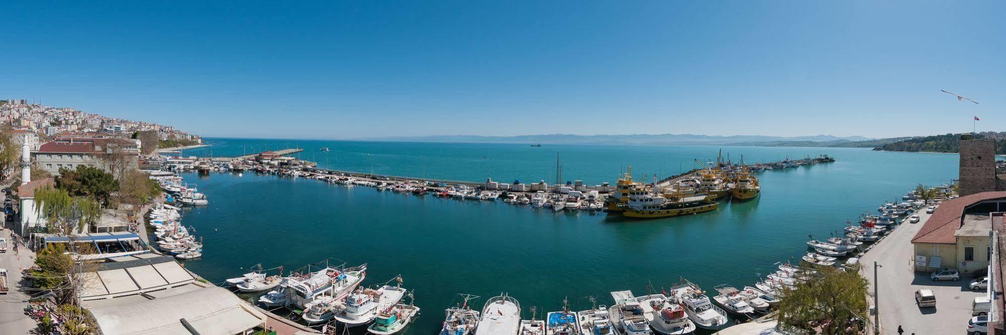 Hotel Mola