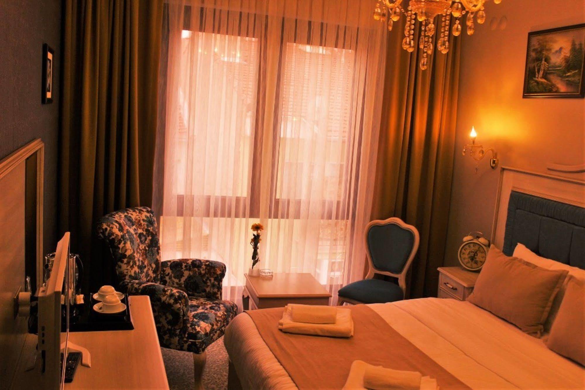 Vendome Hotel 3*