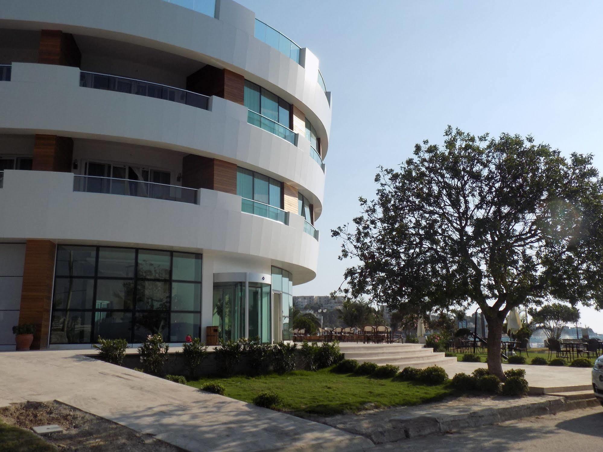 Hotel Marina Art 3*