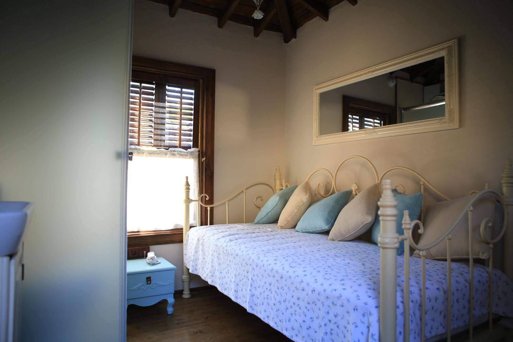 Hotel Cicekli Konak 3*