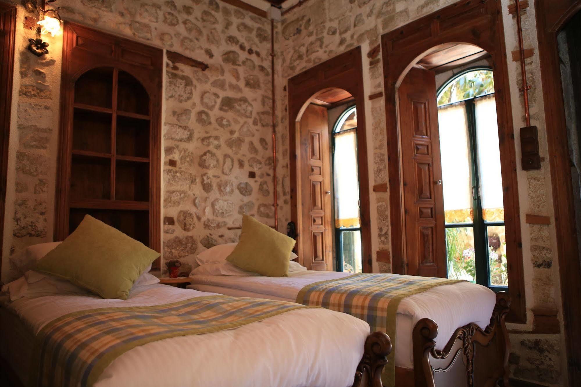 Hotel Cicekli Konak