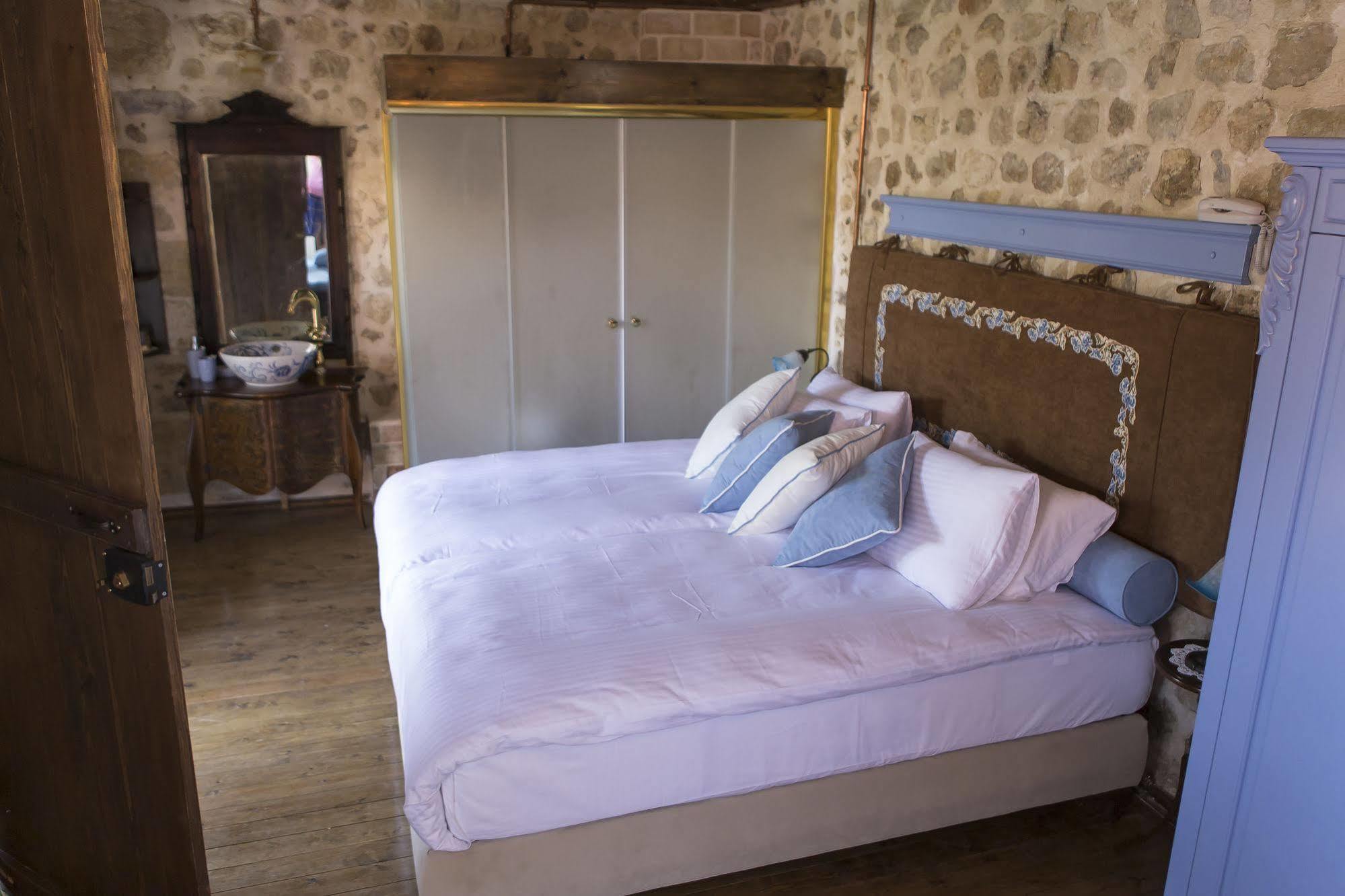 Hotel Cicekli Konak 3*