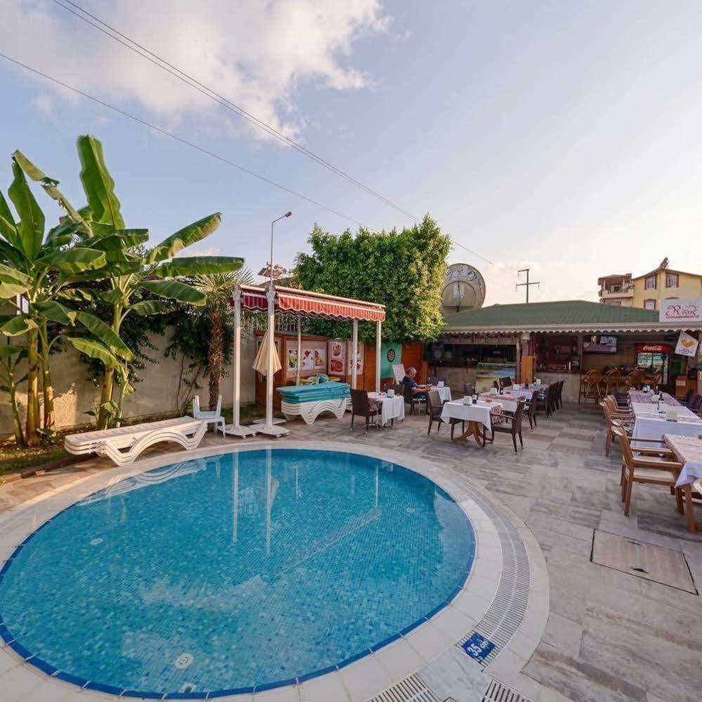 Risus Hotel 3*