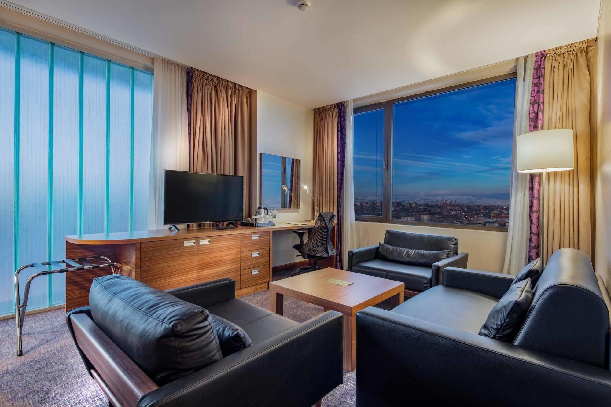 The Park 5*