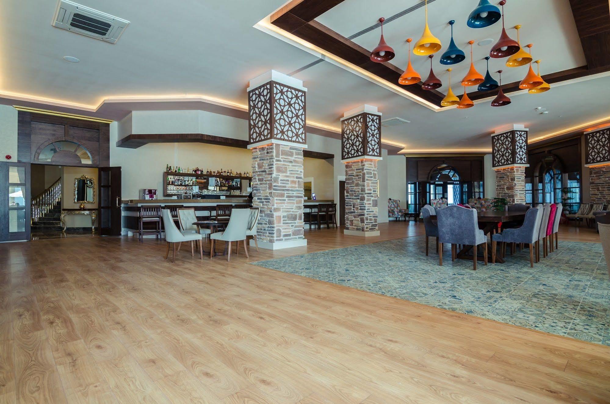 The Lumos Deluxe Hotel 5*