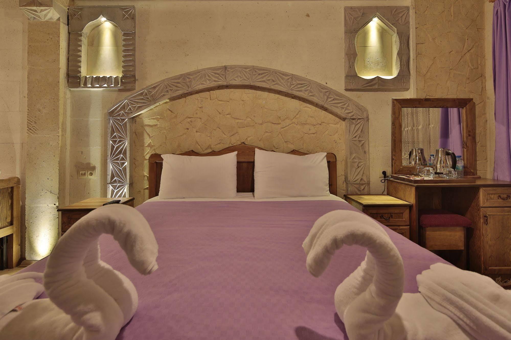 Relic House Hotel 2*
