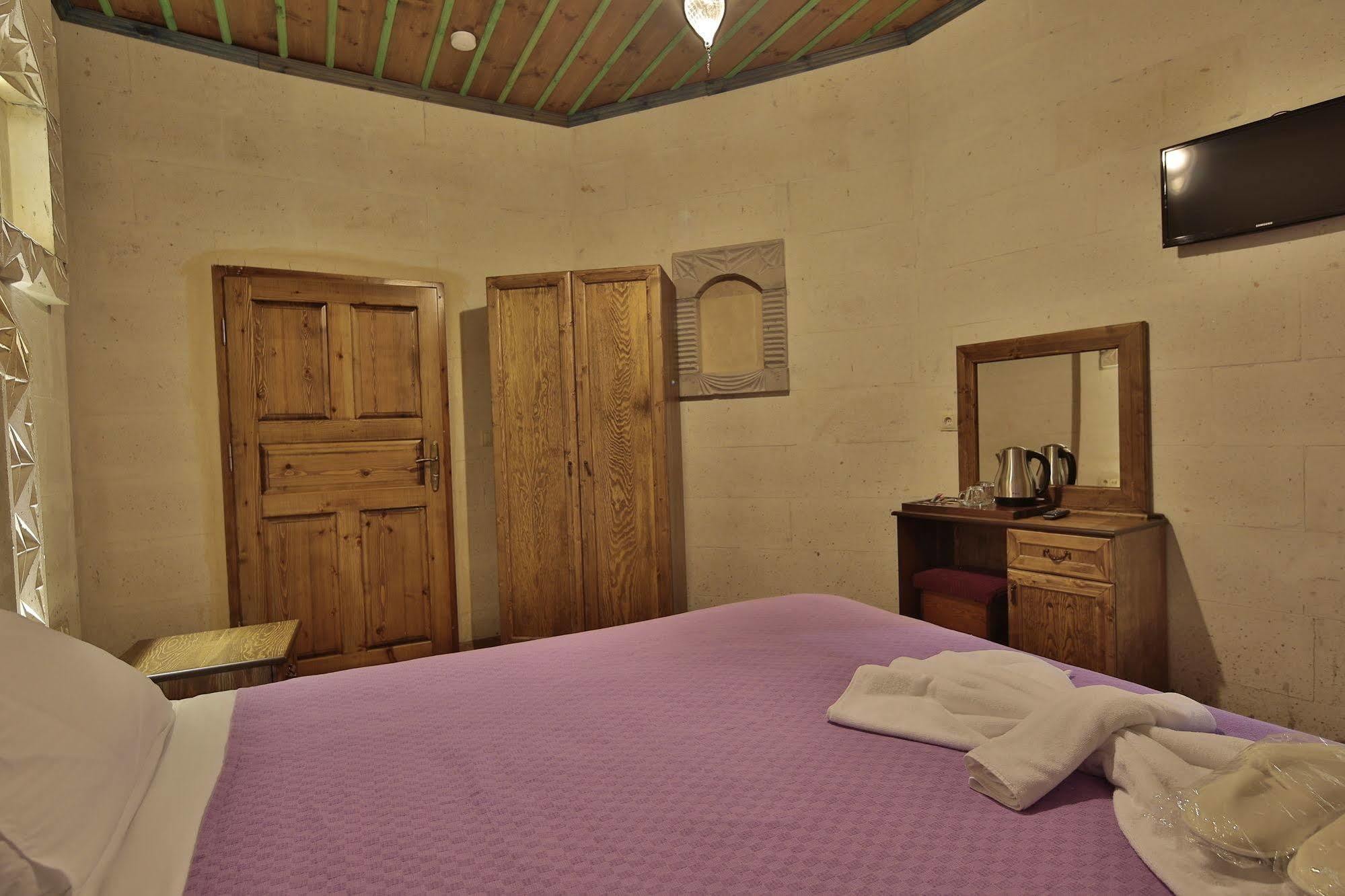 Hotel Relic House 2*