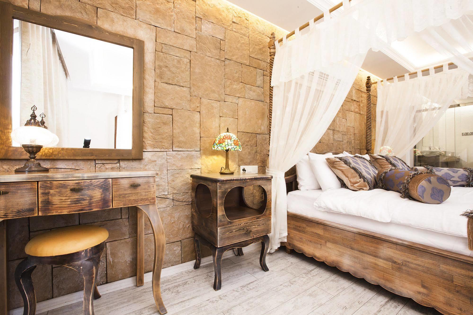 Marsala Hotel 3*