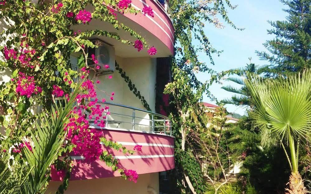 Hotel Sea And Mountain 4*