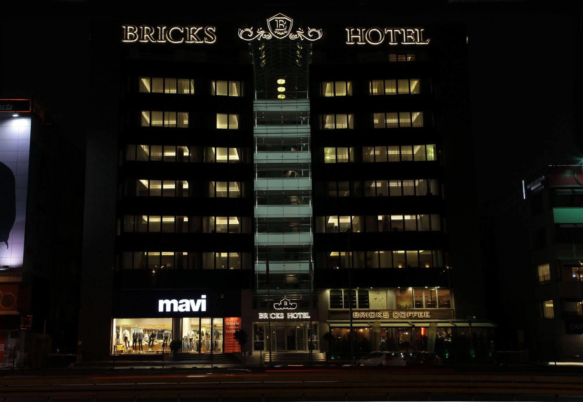 Hotel Bricks