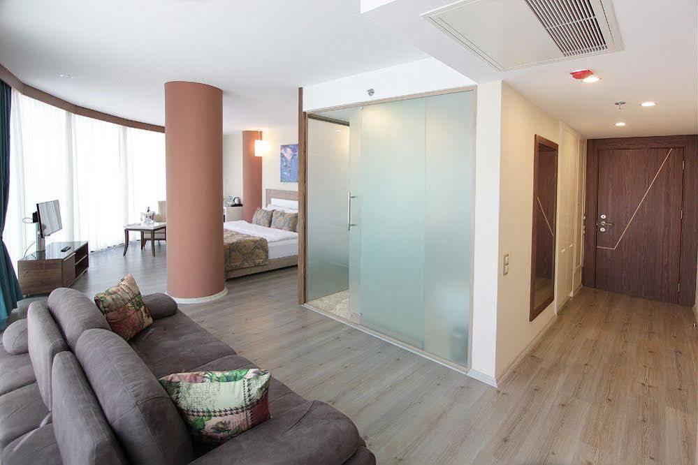 Hotel Forum 3*