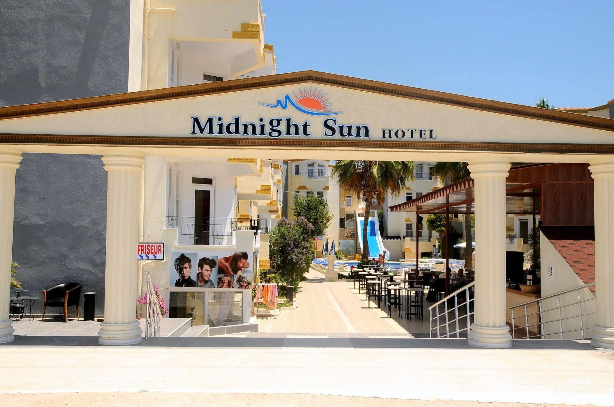 Midnight Sun Hotel 3*