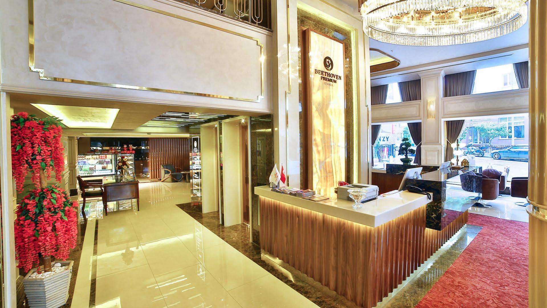 Beethoven Premium Hotel 4*