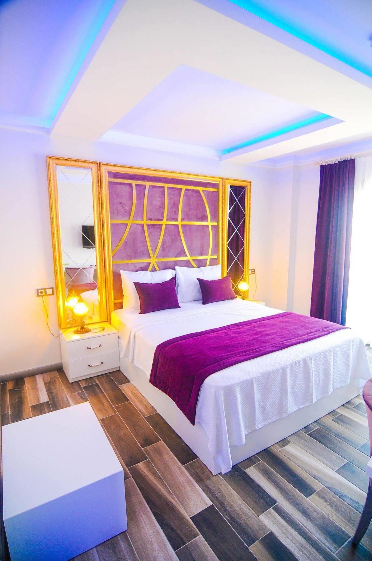 Cunda Rota Hotel 3*