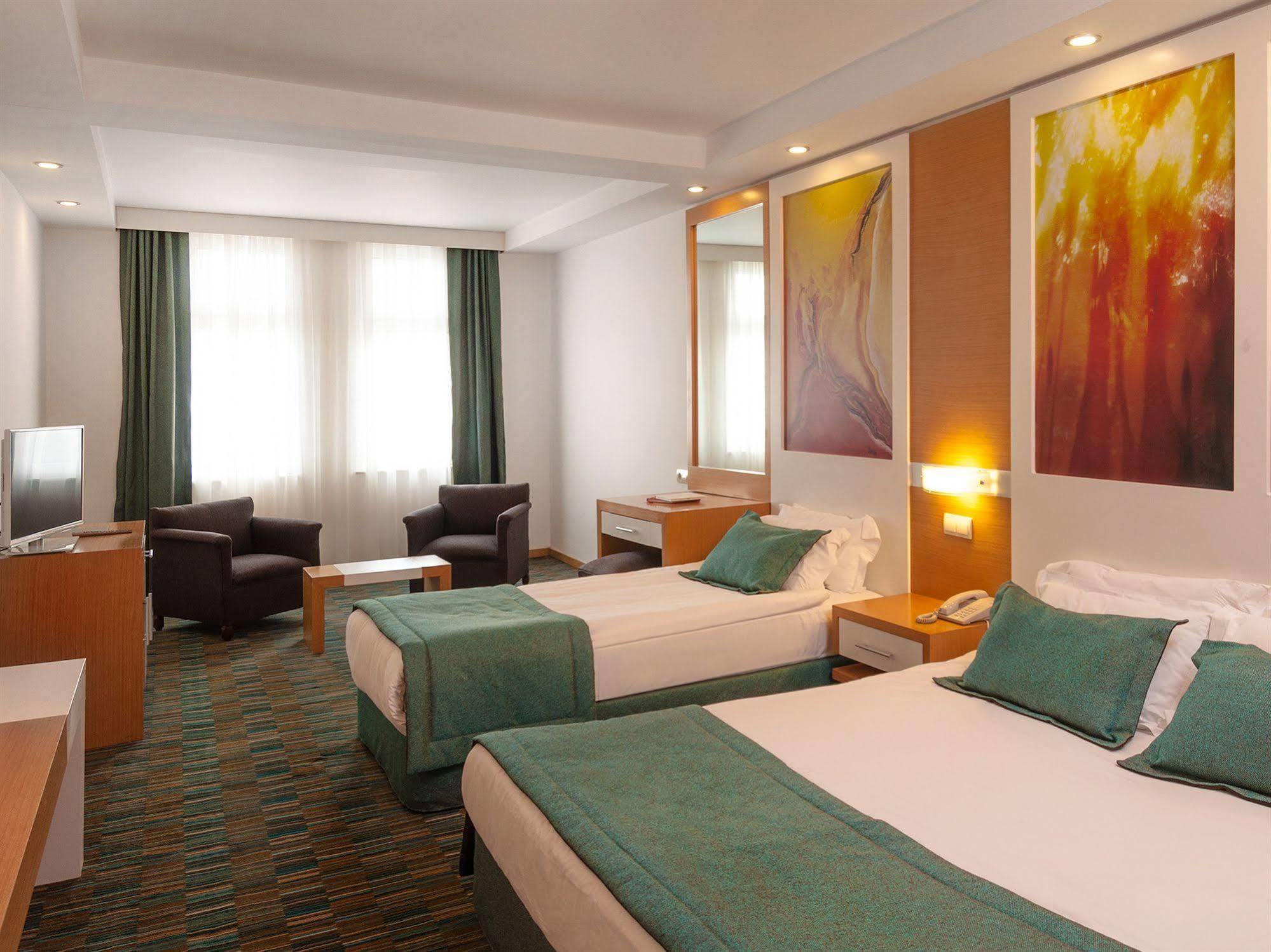 Alkoclar Adakule Resort Kusadasi