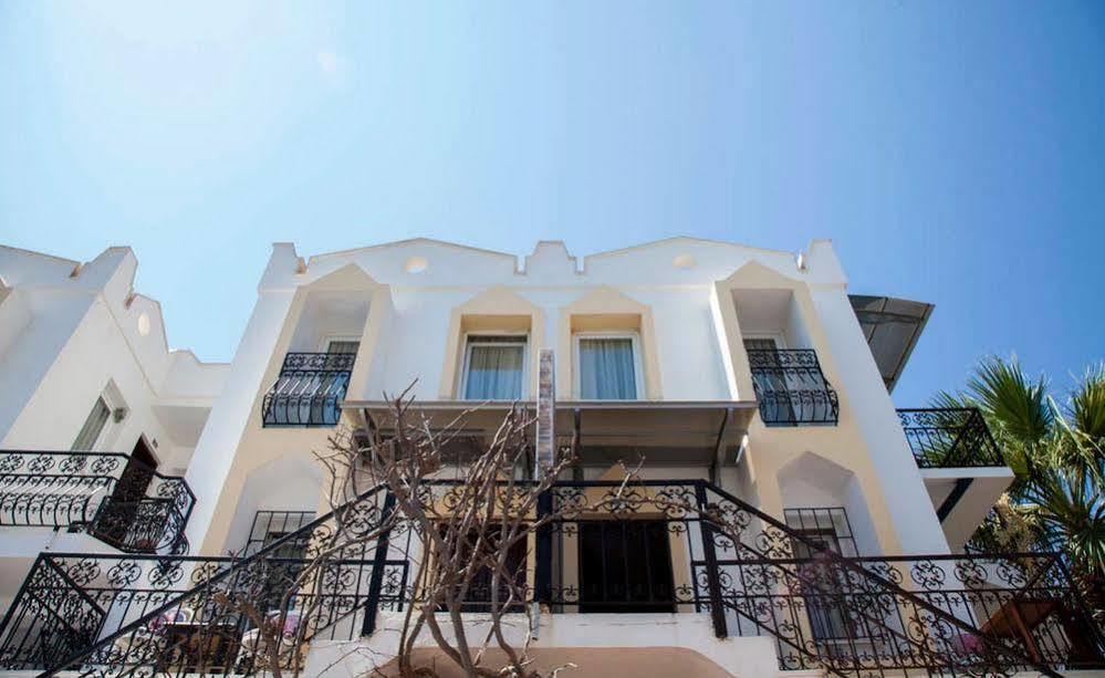 Aparthotel Golden Age