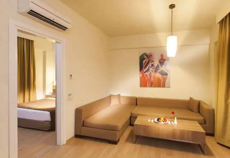 Dream Family Club Hotel Side