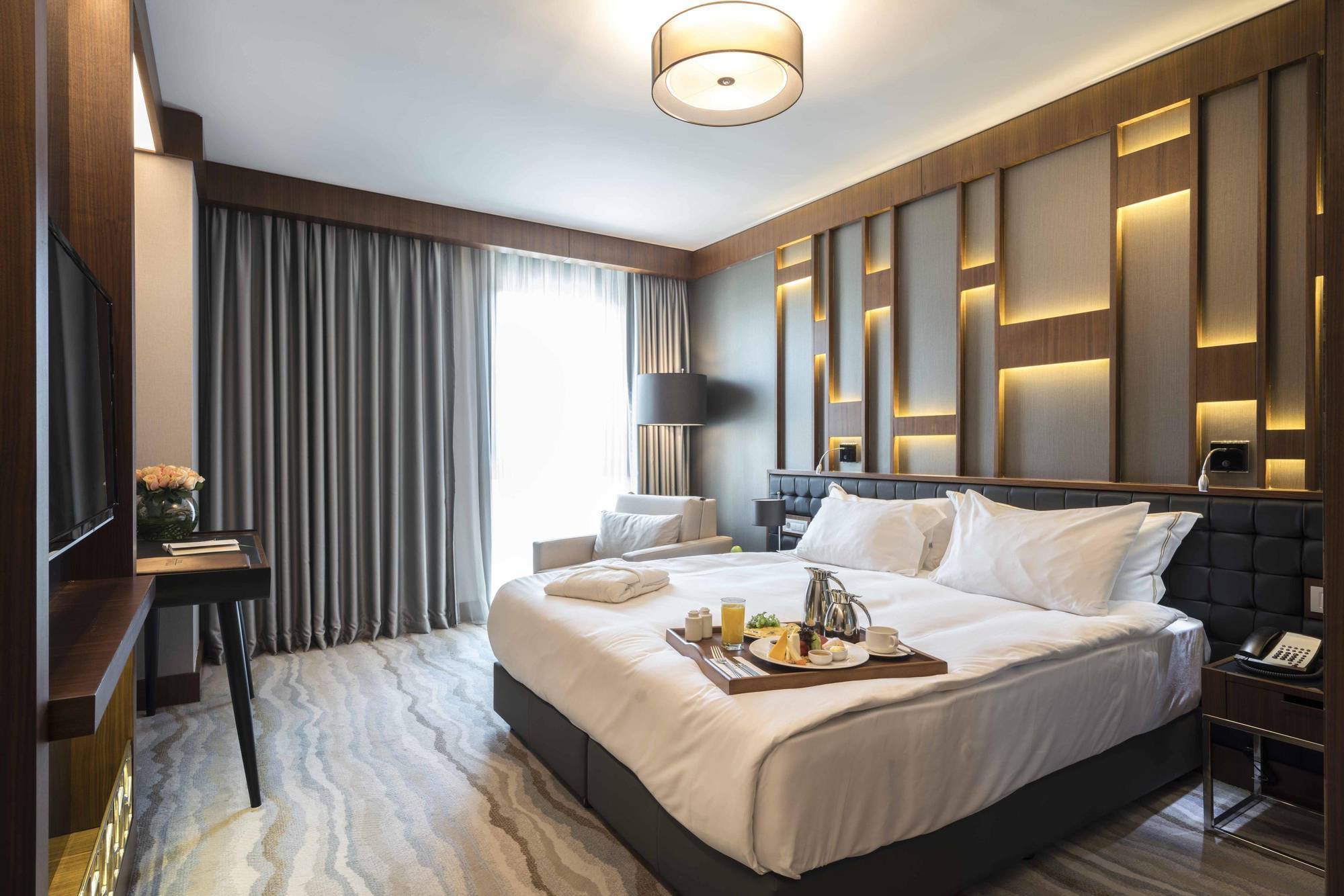 Sheraton Center 5*