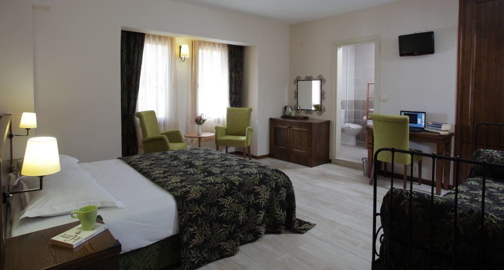 Guest house Mitos 2*