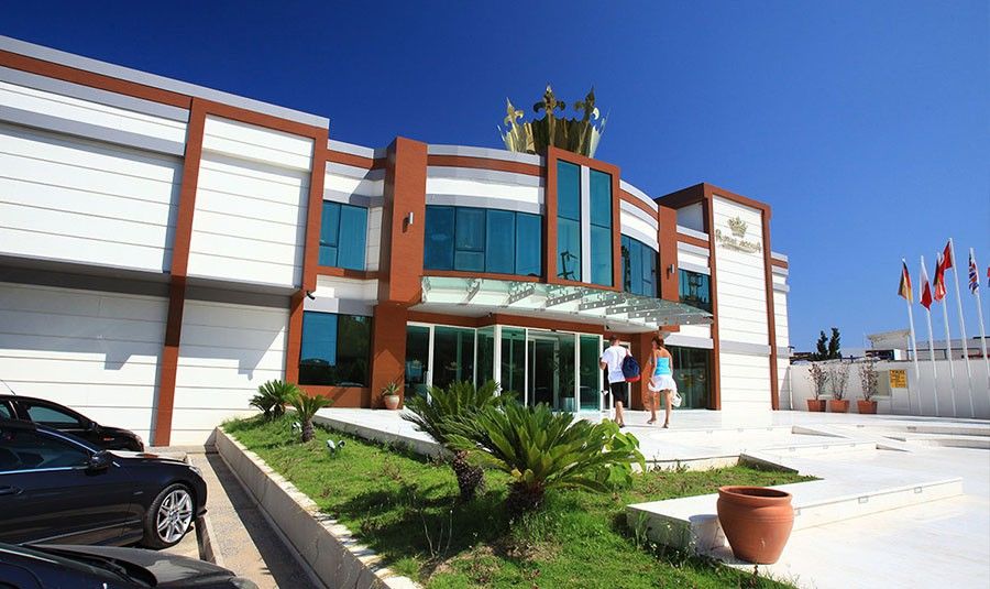 Royal Arena & Gumbet