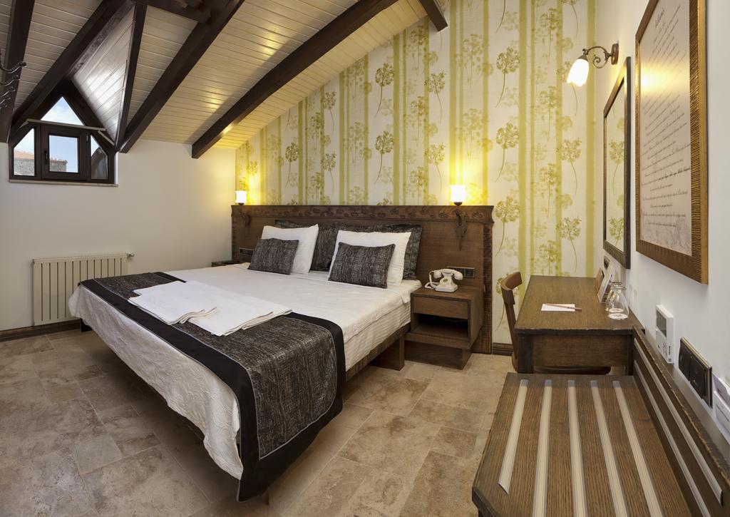 Hotel Special Class Adults Only