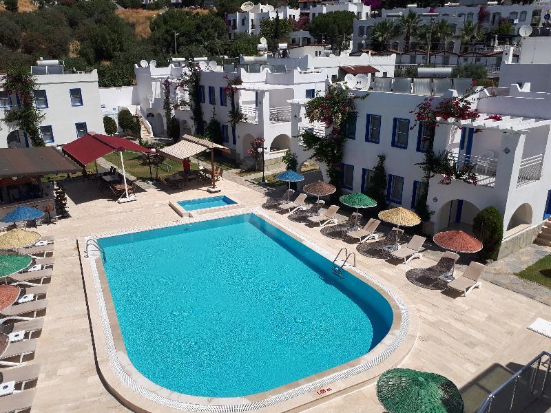 Paradise Aparthotel Bitez