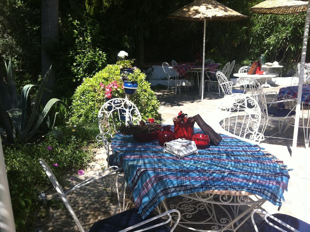 Bakkhos Guest house 3*