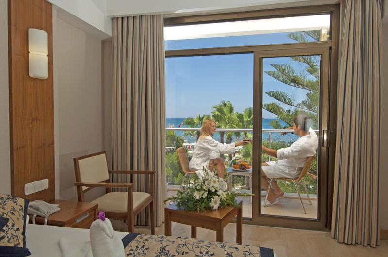 Trendy Adults Only Hotel Side