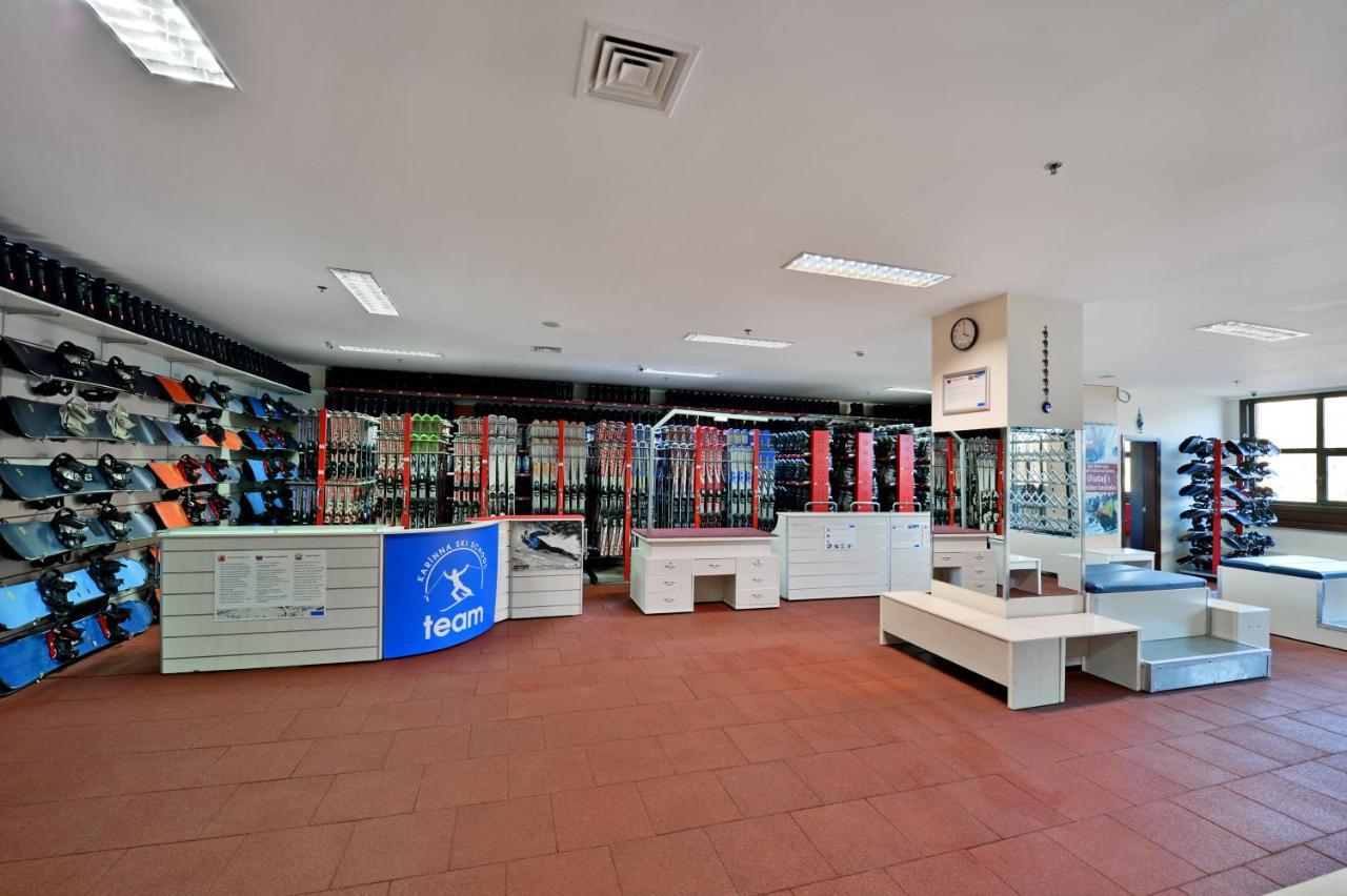 Karinna Convention Center & - Full Board
