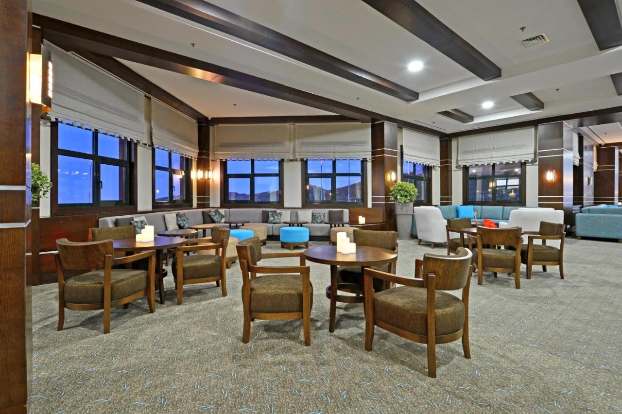 Karinna Convention Center & - Full Board 5*