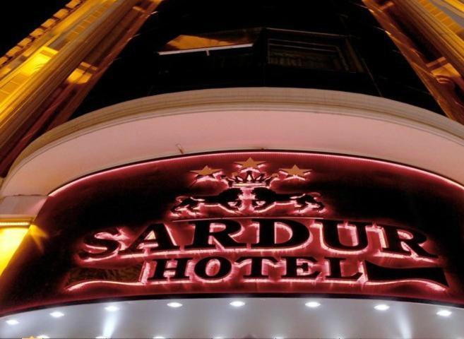 Sardur 3* Van