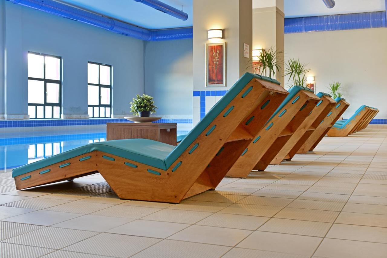 Karinna Convention Center & - Full Board Hotel