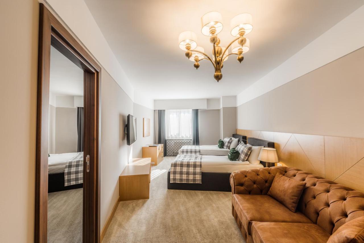 Karinna Convention Center & - Full Board Hotel 5*