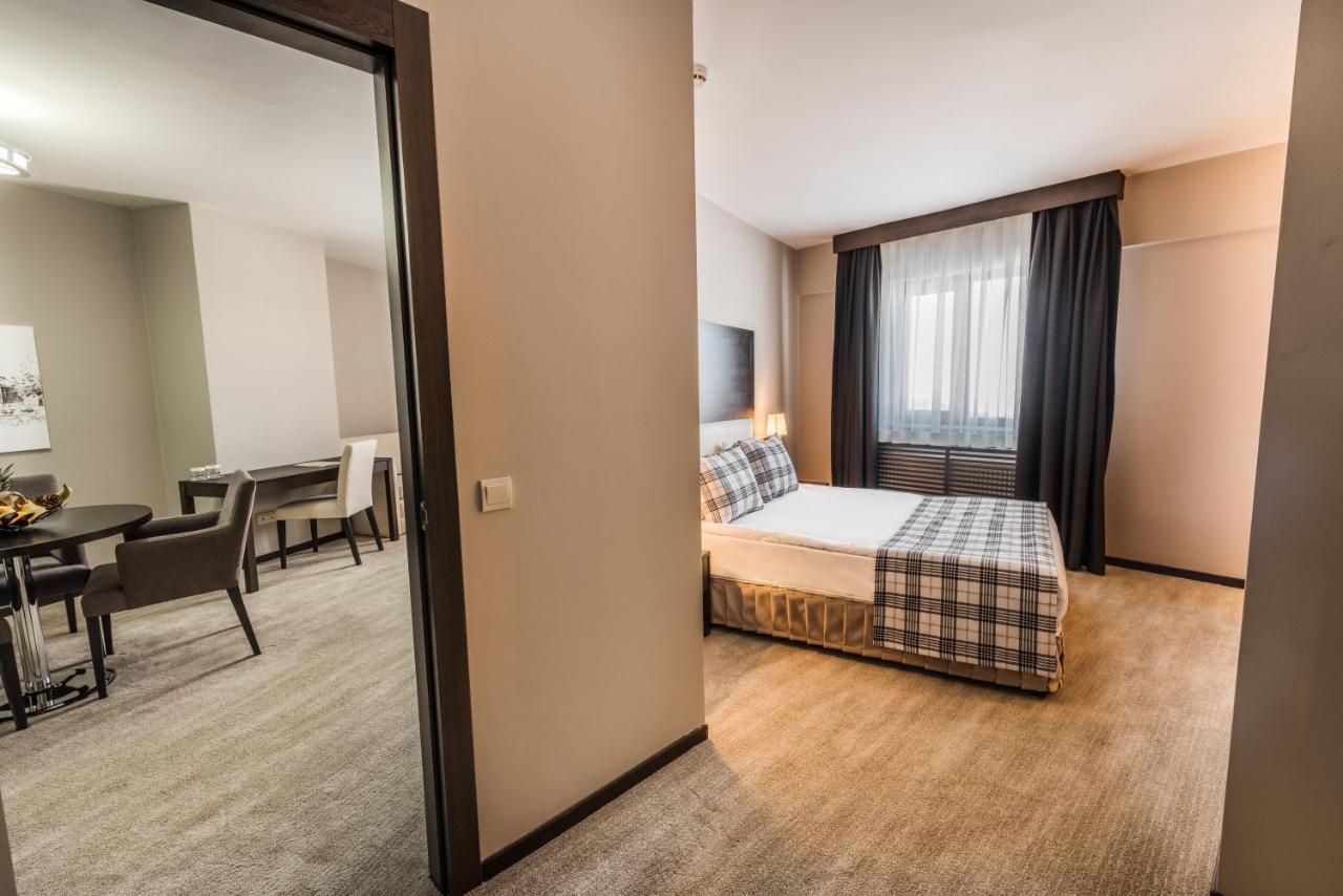 Karinna Convention Center & - Full Board Hotel