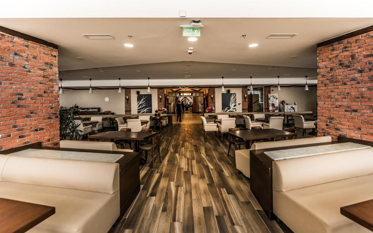 Hotel Karinna Convention Center & - Full Board 5*