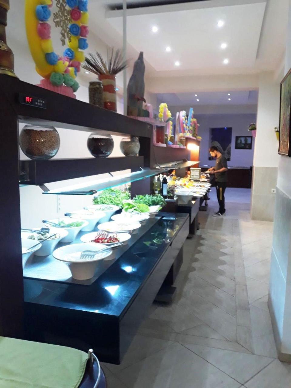 Golden Life Heights Deluxe - Adult Only Hotel