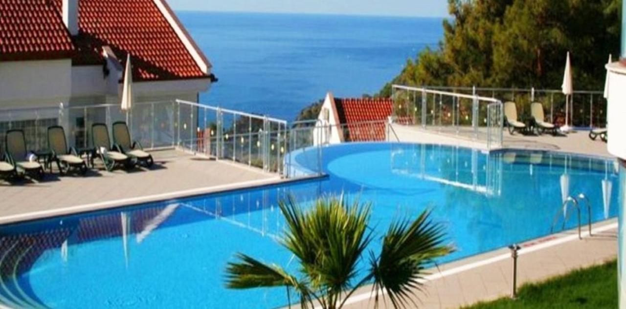 Golden Life Heights Deluxe - Adult Only Hotel