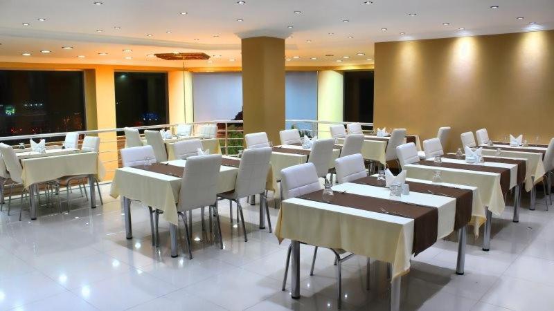 Sardur Hotel Van