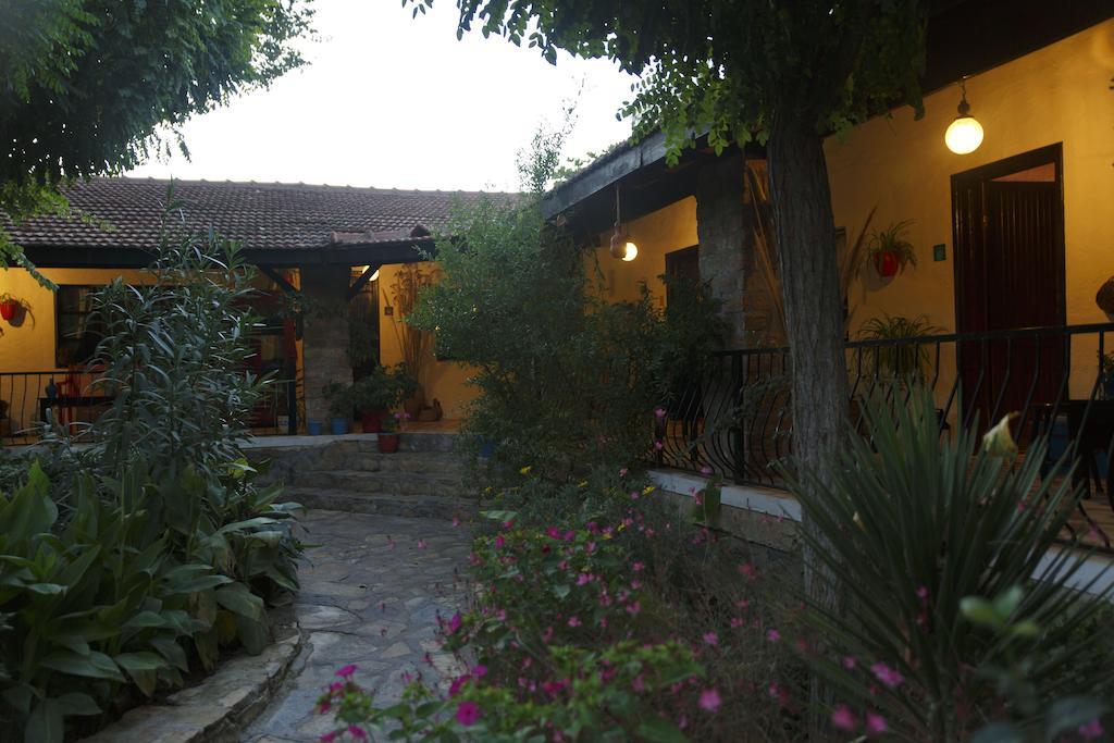 Guest house Bakkhos Kusadasi