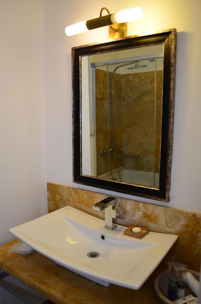 Hotel Gule Cunda