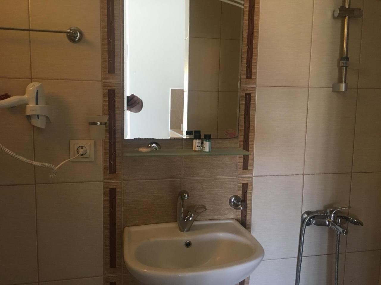 Erol Motel