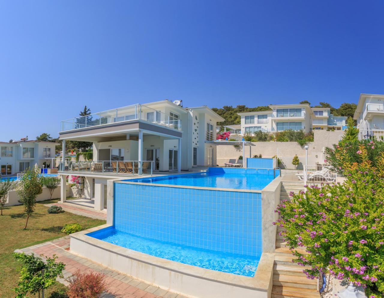 Villa Orka 5 *