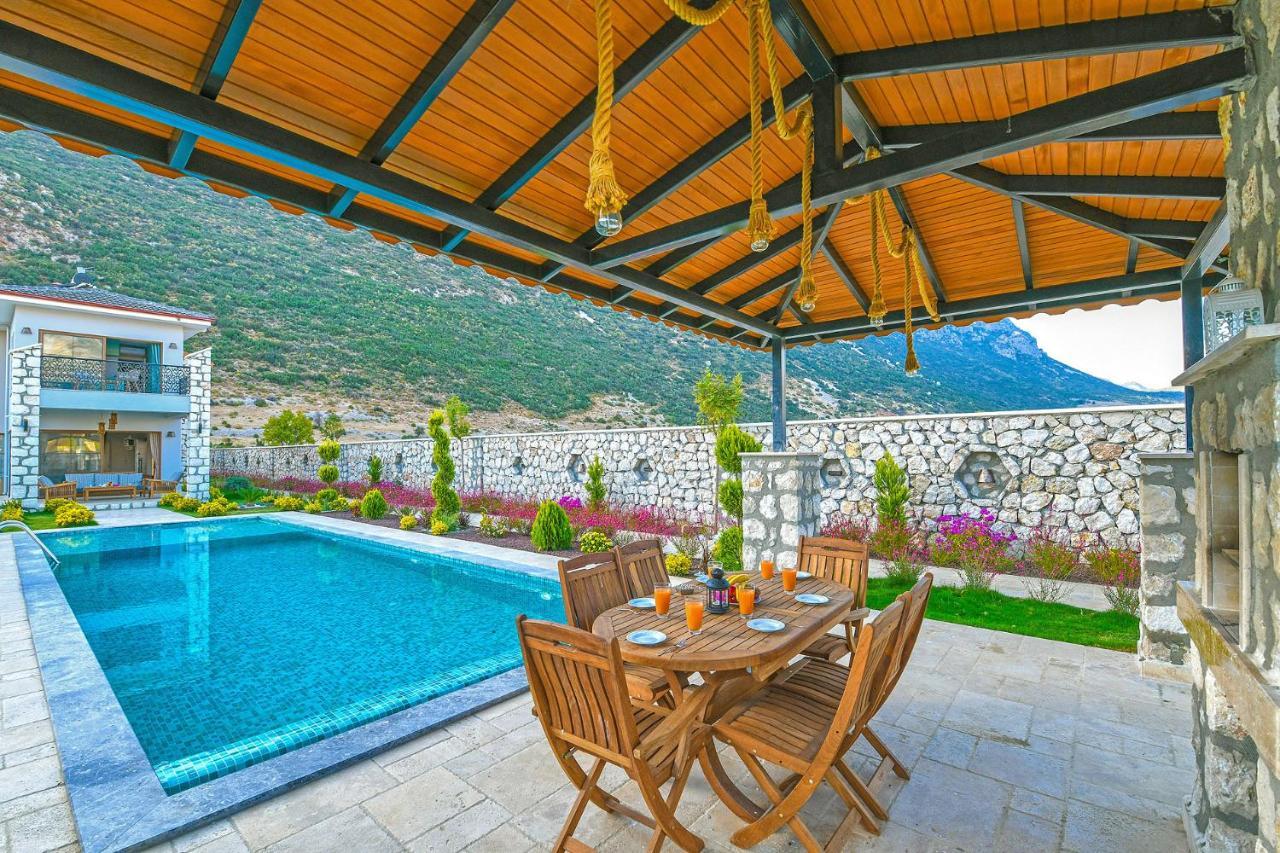 Farm Villa *